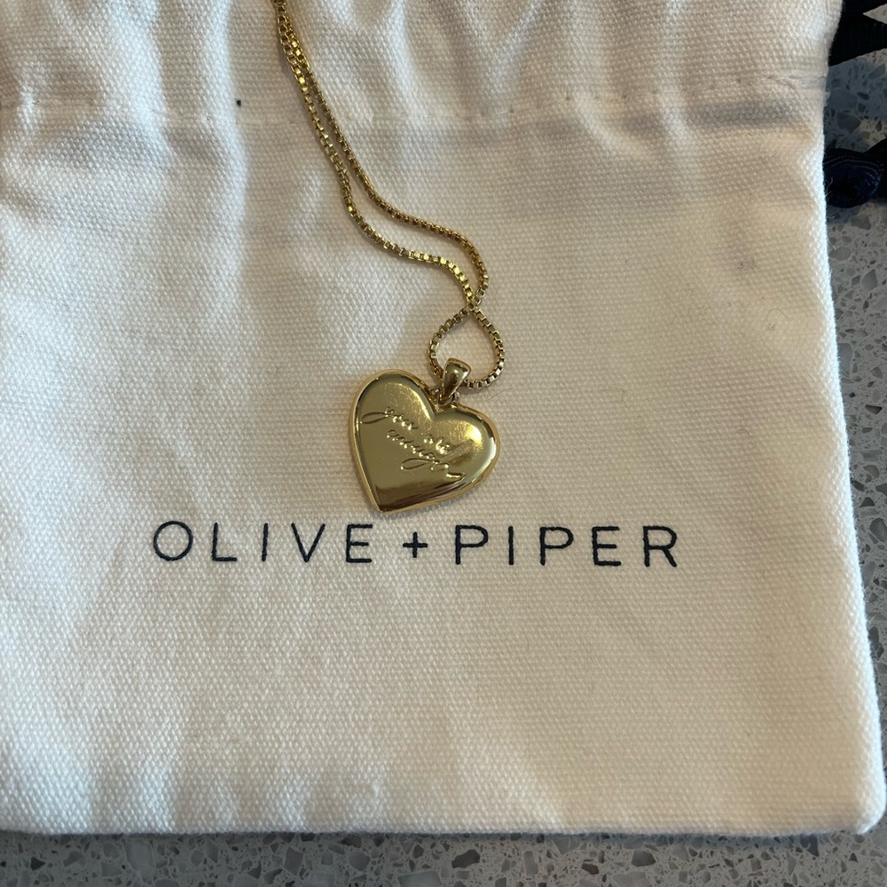 Olive and Piper heart necklace